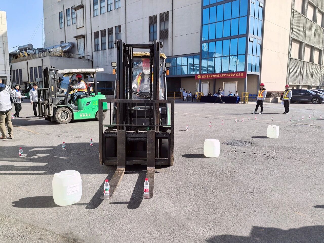 1766367222645218.jpg 微信图片_2025-12-22_093044_584.jpg